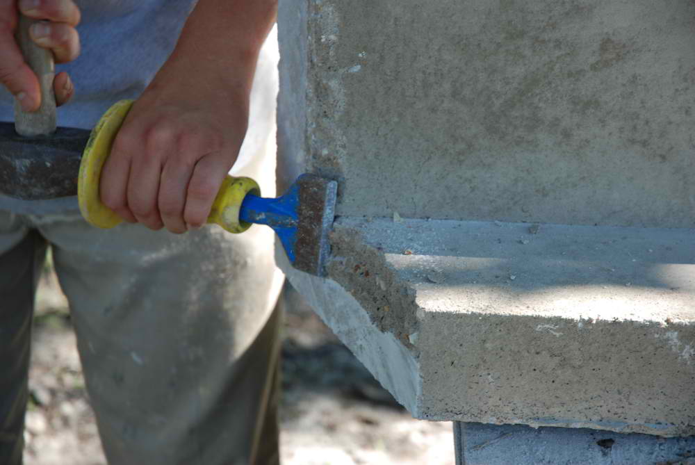 Cutting Concrete Block Explained - Cutting Concrete Retaining Wall Blocks