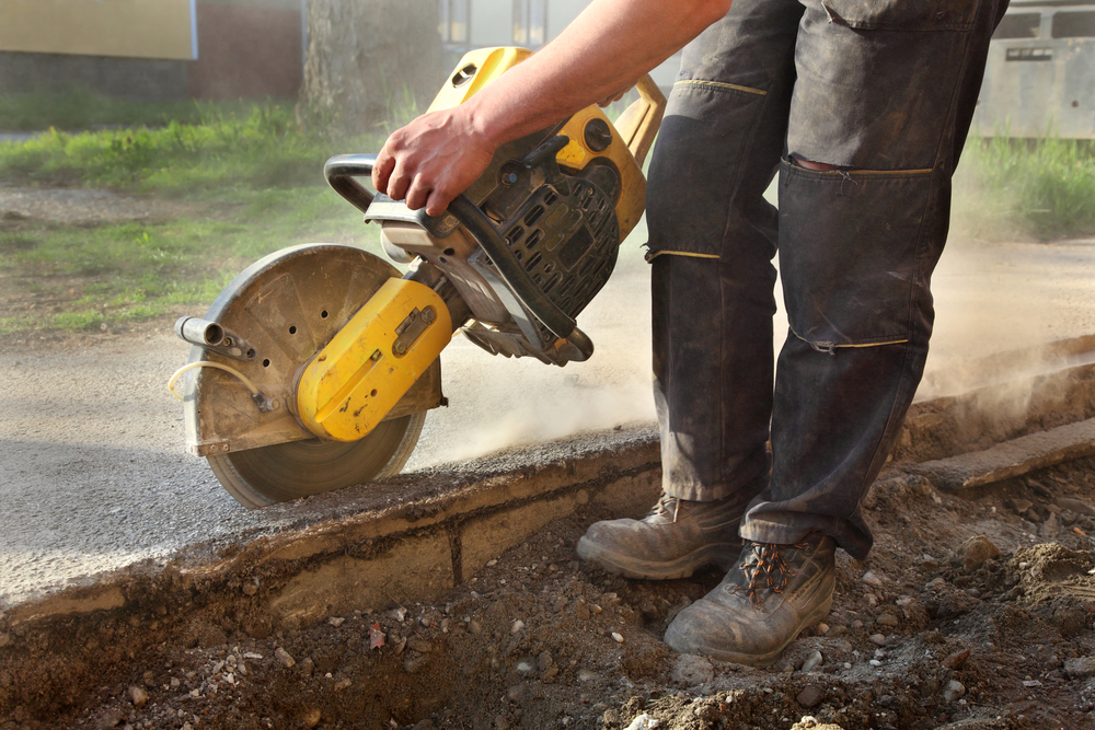 Advantages Using Saw Cut Through Asphalt Concrete