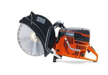 hand sawing